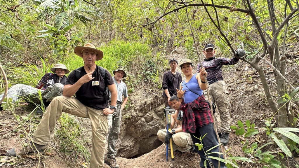 It was a fruitful Saturday morning with our BHS Field Recon Team with the re-opening of Panaisan Japanese War Tunnel No. 1 and the discovery of a new (not yet registered and surveyed) War Tunnel No. 2 with the help of the land owner Jose Marimla. The BHS Field Recon Team conducted field survey and mapping on the two tunnels.